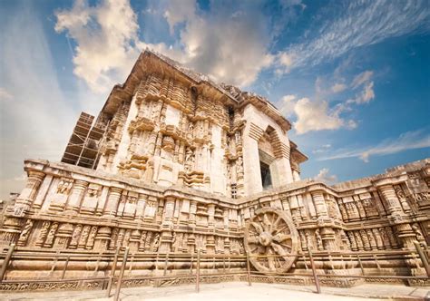  Duyung Temple Ruinesi: gizemli geçmişiyle sizi zamanda yolculuğa çıkaracak bir yer!